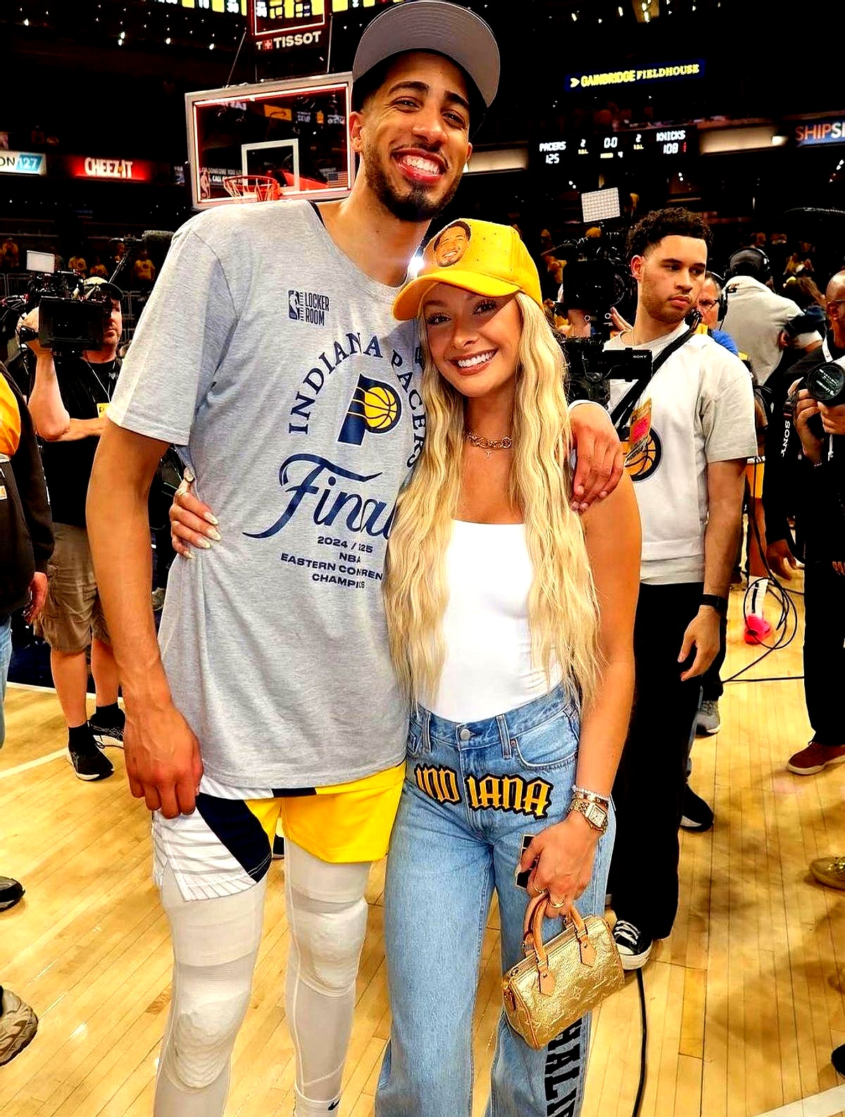 社区盾清晨走向成谜，印第安纳步行者再遭质疑，震撼外界，球队文化再被提及(社区盾杯是哪两支球队)-开云官网